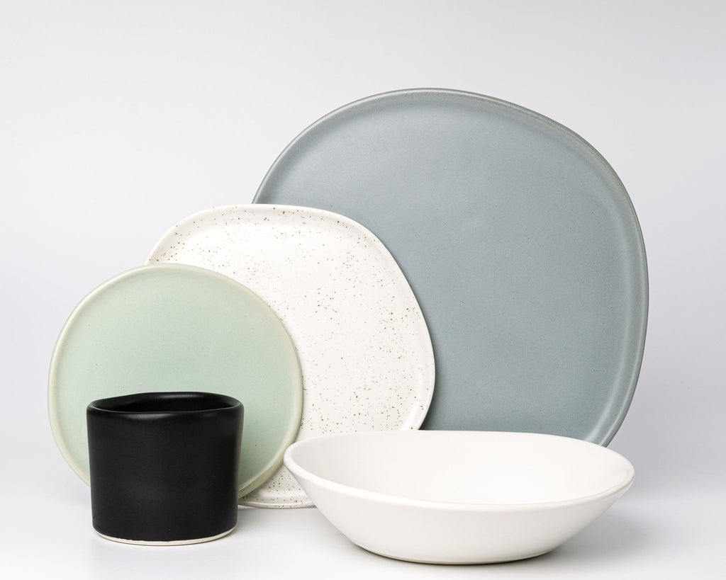 Haand 5 Piece Ripple Dinner Setting, Handmade, Lead-free, glazed white porcelain