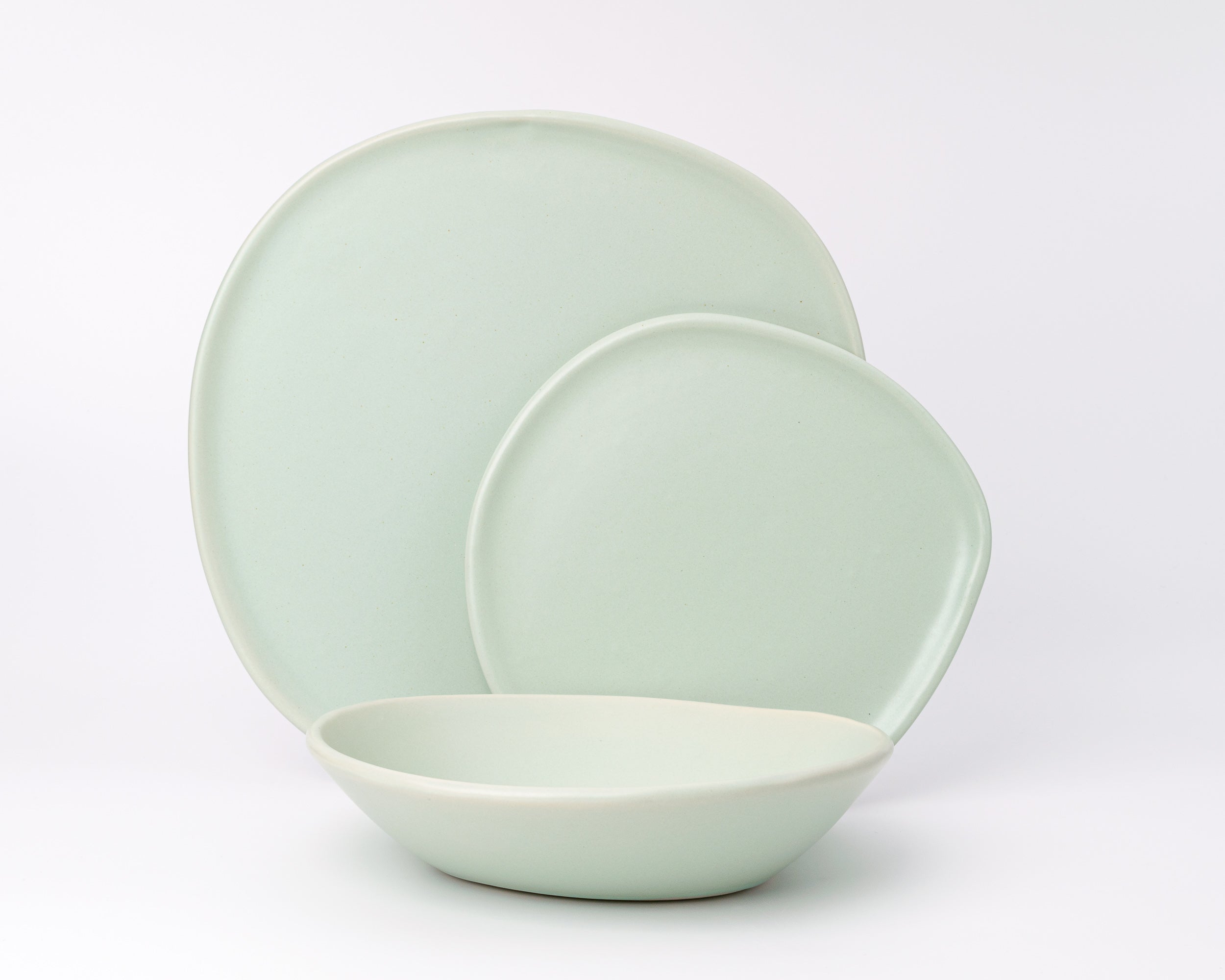 Haand 3 Piece Ripple Dinner Setting, Handmade, Lead-free, glazed white porcelain